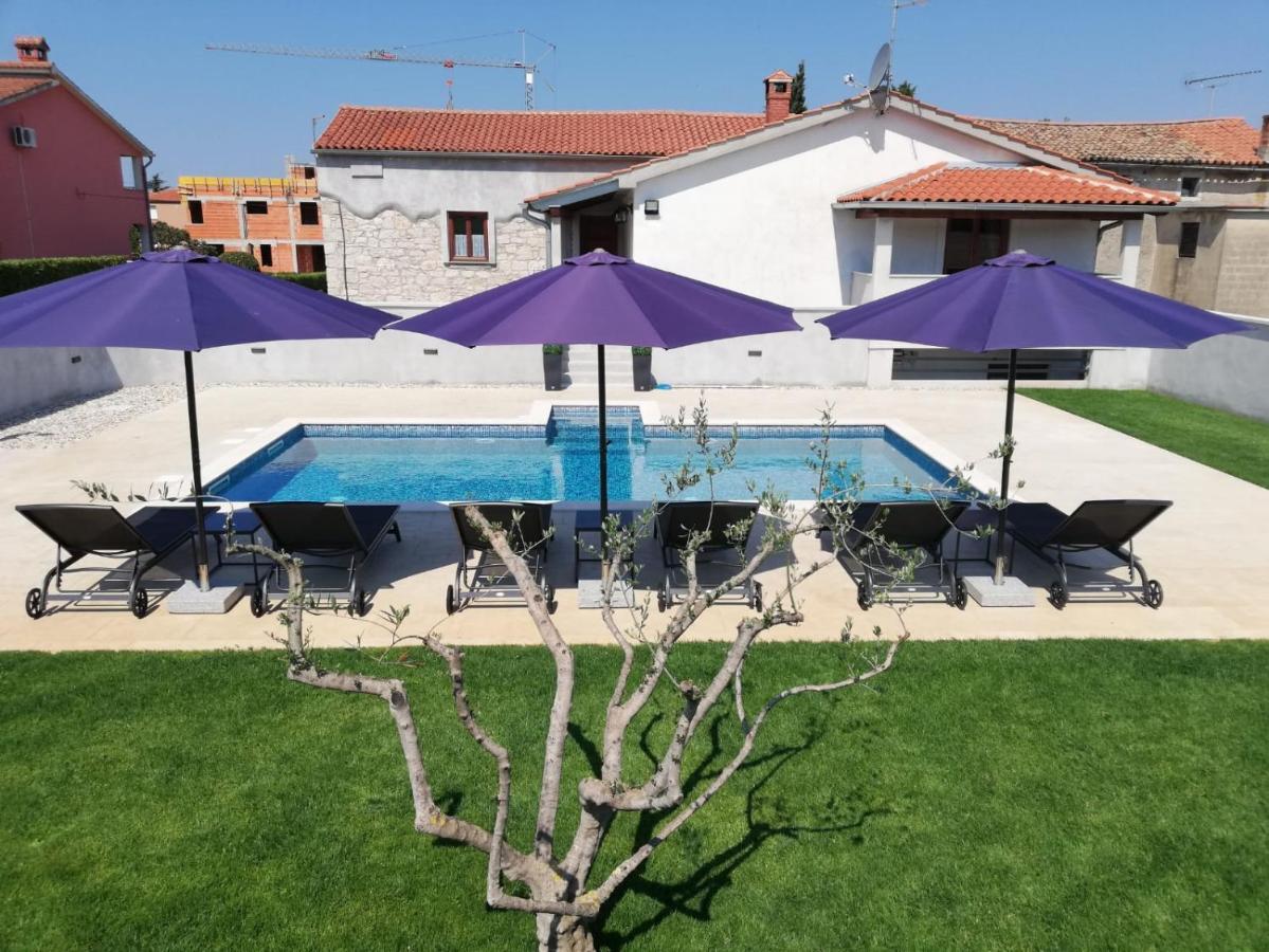 Holiday Home Victoria Poreč Kültér fotó
