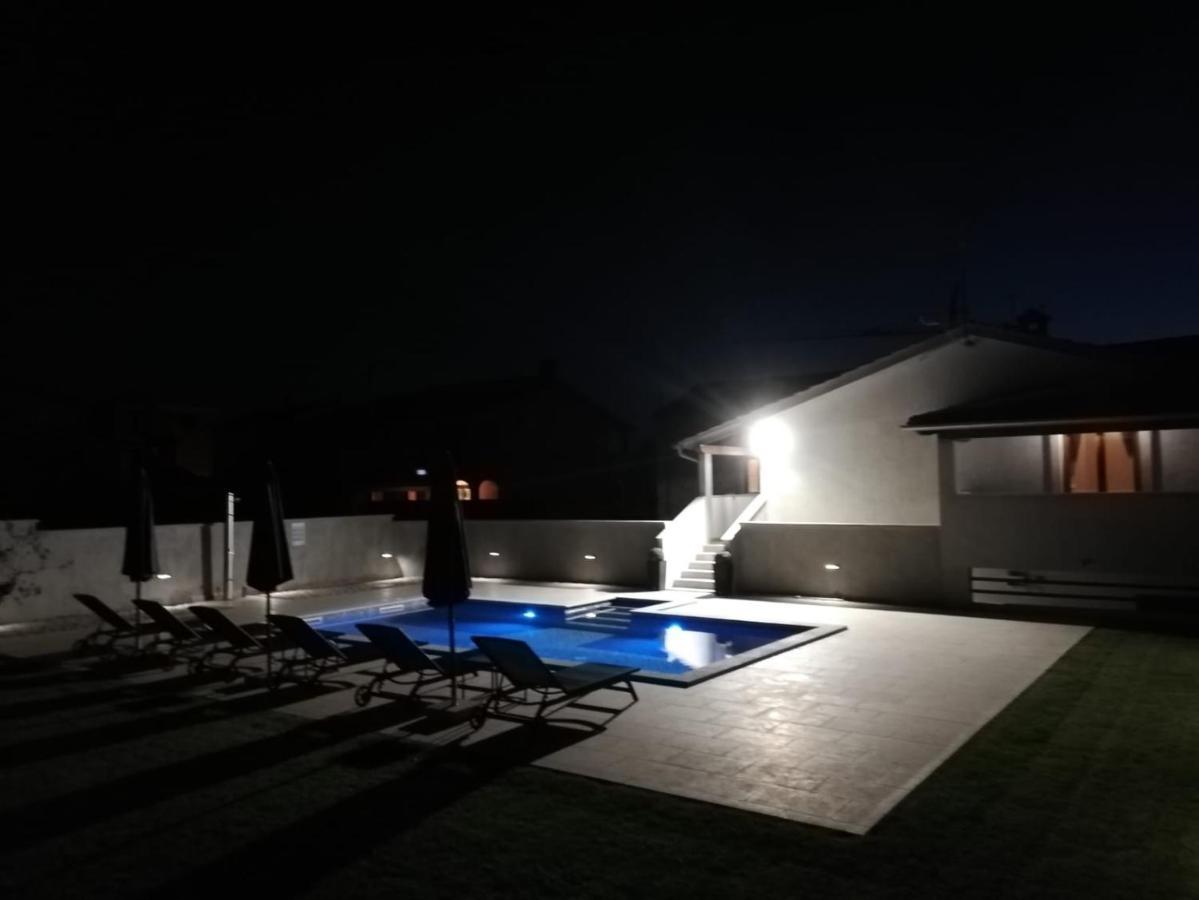 Holiday Home Victoria Poreč Kültér fotó